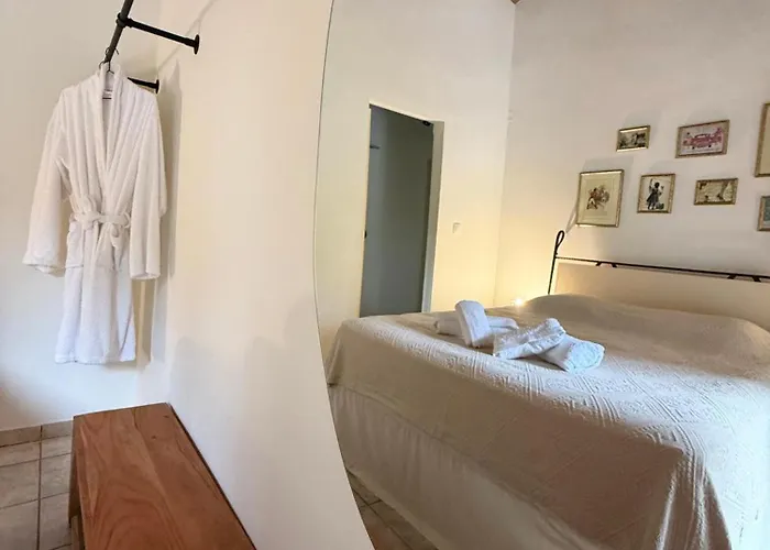 Διαμέρισμα Traditional House Pouglia