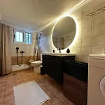 Traditional House Pouglia Loutses