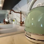 Traditional House Pouglia * Loutses